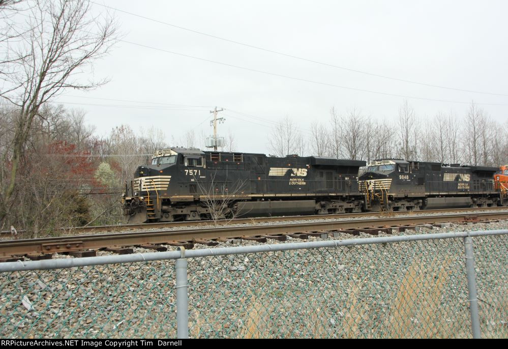 NS 7571 leading 27P